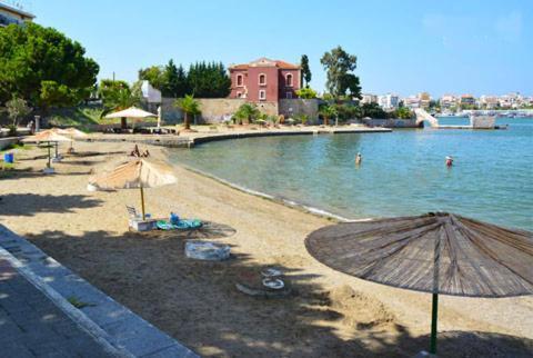 Nicholas House ! Chalkida Exterior foto